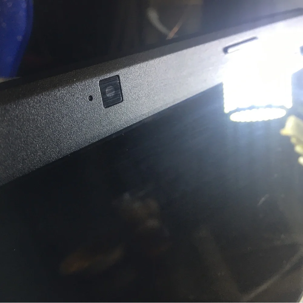 Dell Inspiron 3520 laptop